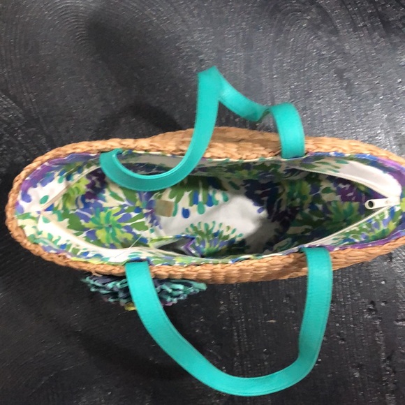 Straw Handbag/ Beach or Pool Bag with Flower Accent - Picture 2 of 8